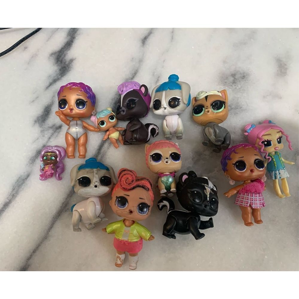 Lot of LOL surprise dolls